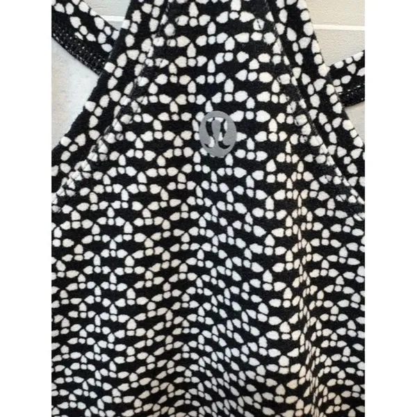 Lululemon Womens Black‎ & White Patterned Racerback Tank Top Size M - Image 3
