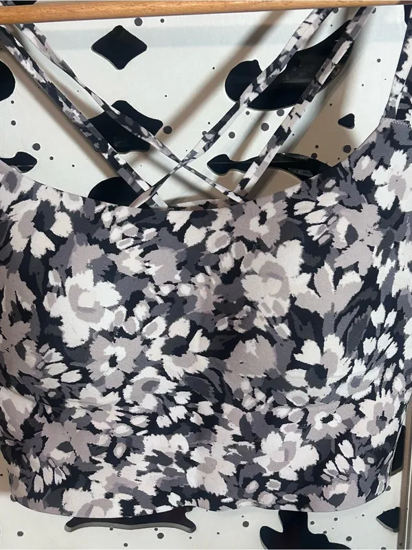 OFFLINE by Aerie Real Me Floral Sports Bra XS/P Cropped Racerback Cardio Tank - Image 2