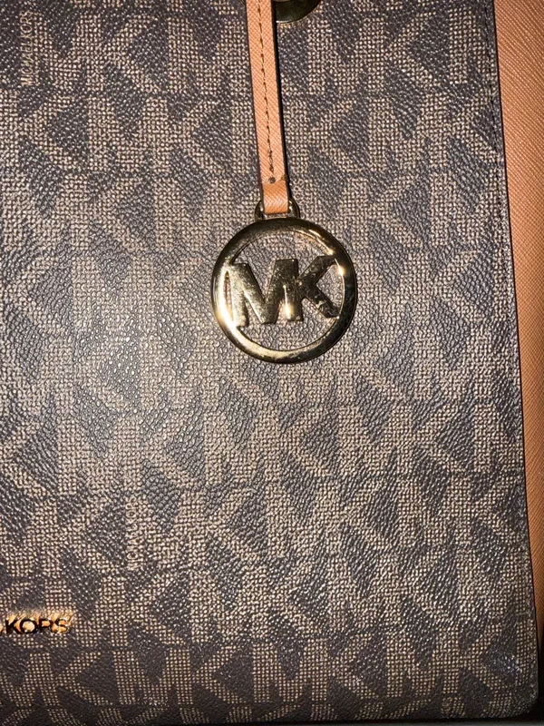 Michael Kors MK Logo Tote - Image 3