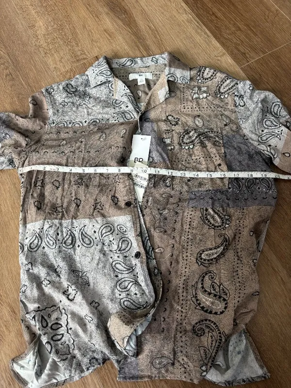 BP Patterned Button Down - Size XXS NWT - Image 3
