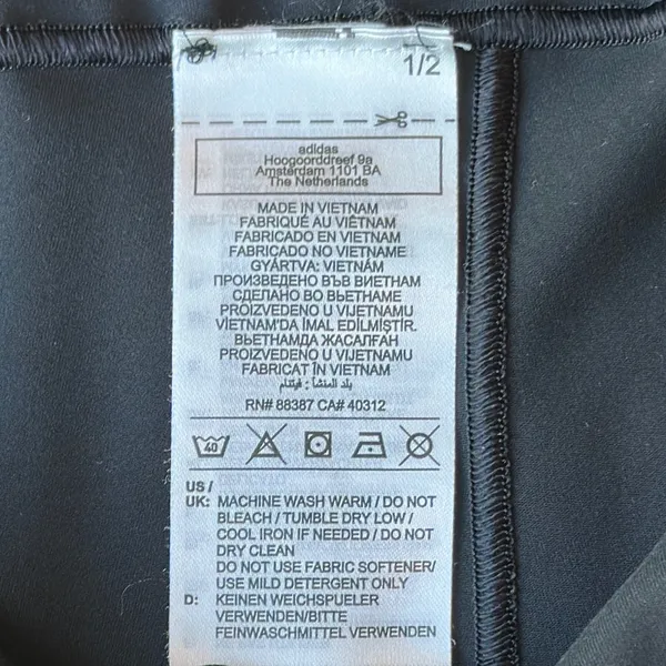 NWOT Adidas Tight Fit Aeroready Cropped Black Leggings size S - Image 9