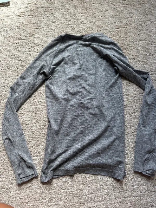 Lululemon Swiftly Tech Long Sleeve - Image 2