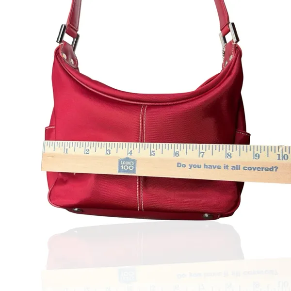 NWOT Fossil Shoulder Bag Red Nylon Multi Pocket‎ Key Charm Leather Strap - Image 9