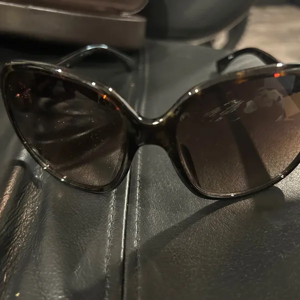 Michael Kors Women's Brown Tortoise Sunglasses includes Michael Kors Case - Image 8