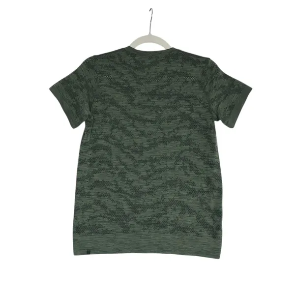 LULULEMON Swiftly Breathe Short Sleeve Top Sz M Green Athletic Everyday Travel - Image 4