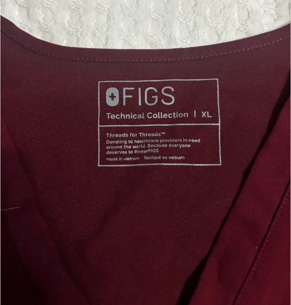 FIGS Scrub Top - Image 2