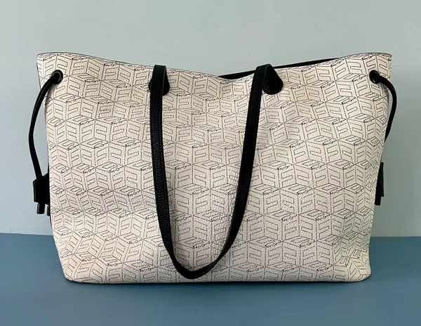 Foley + Corinna Signature Logo White Tote Purse & Leashed Wallet Pouch - Image 4