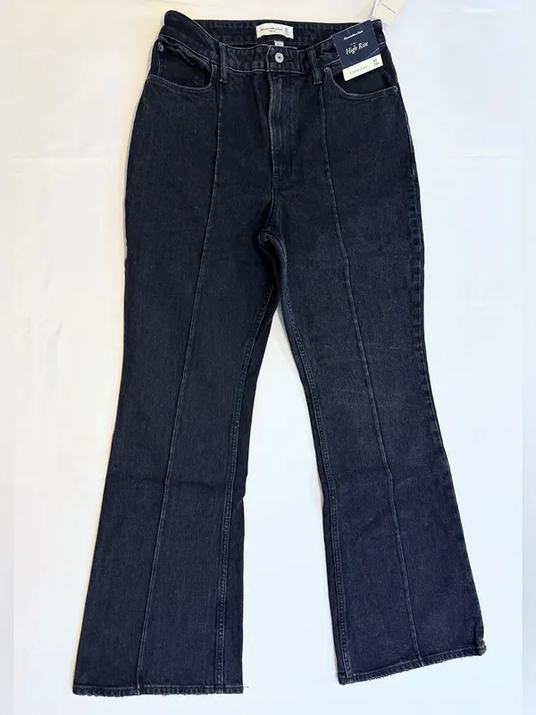 NWT Abercrombie & Fitch Curve Love HR Vintage Flare Jeans – Black Pintuck 30/10R - Image 6