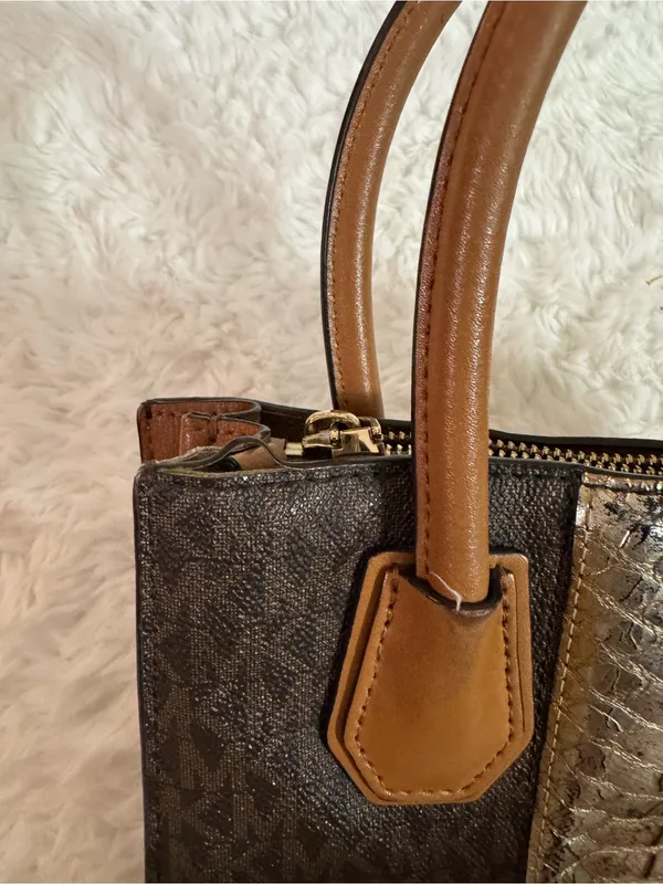 Michael Kors Mercer Mini Satchel - Image 8