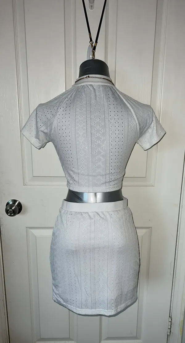 SheIn Turtle Neck Crop Top And Skirt Set - Image 2