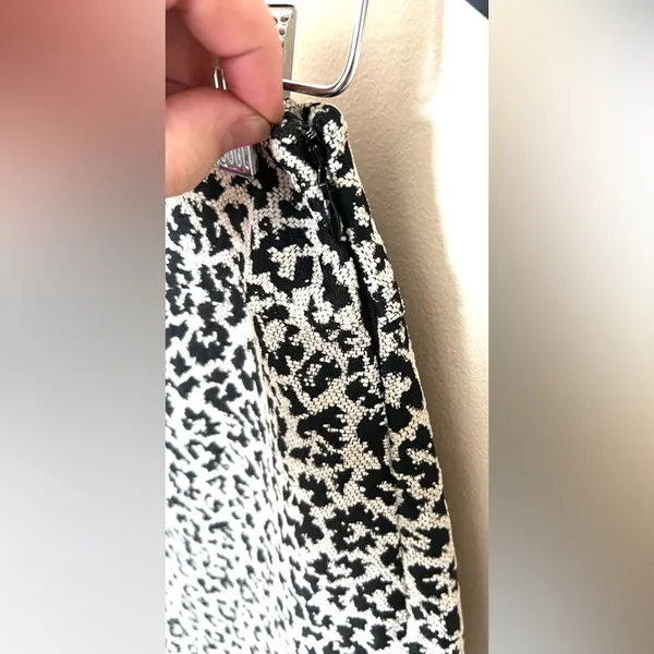 Abercrombie & Fitch Leopard Print Skirt Size‎ 2 EUC - Image 3