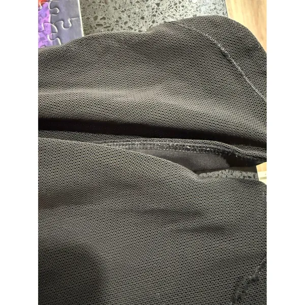 Lululemon Black Mesh Panel Athletic Leggings Activewear Women's‎ Size 2 - Image 4