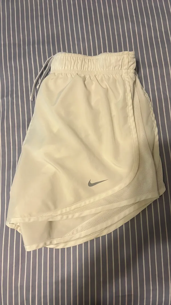 White Nike Shorts Dri-Fit - Image 3