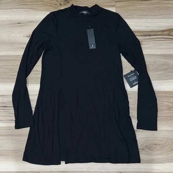 NEW Lulu’s Eyes On Me Black Long Sleeve Tunic Top Women’s Medium - Image 2