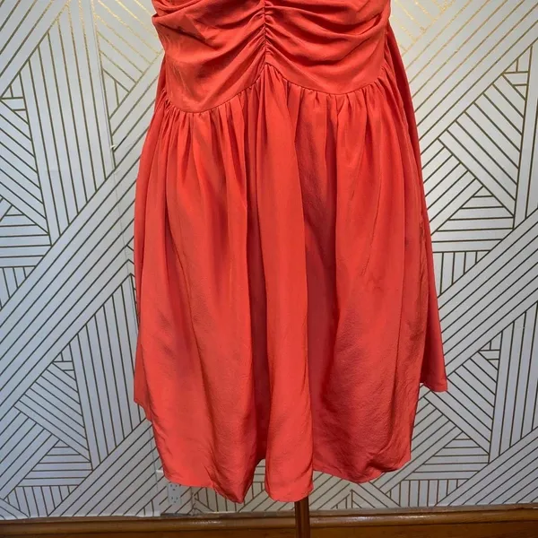Tucker‎ Red Silk Ruched Smocked Halter Dress - Image 4