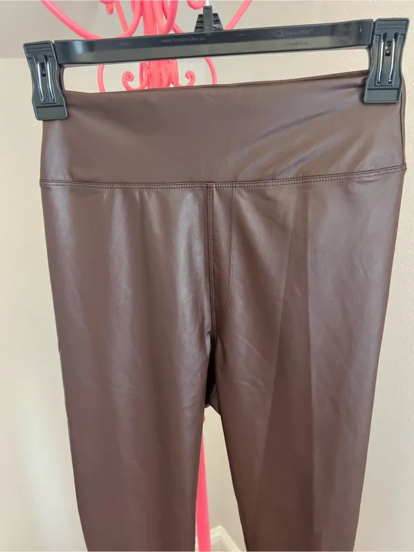 Aerie Offline Real Lux High Rise Faux Leather Leggings in Dark Brown - Image 2