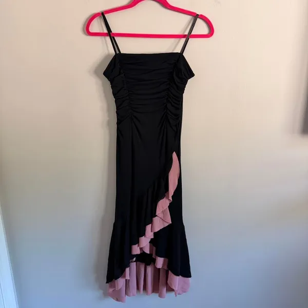 Y2k Black And Pink City Triangles Strapless Ruffle Midi Dress - Image 2