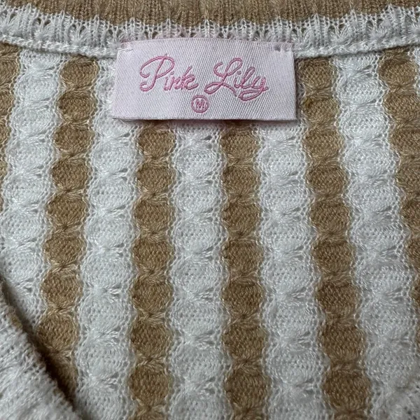 Pink Lily Tan White Striped Oversized Sweater Medium Boxy Coastal Grandmother - Image 9
