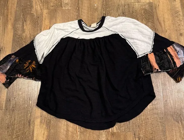 Free People Raglan Sleeve Blouse Black - Image 3
