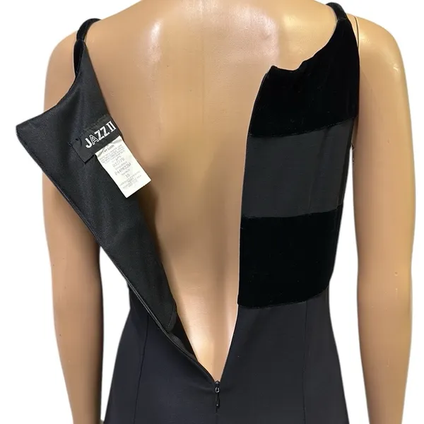 Jazz II Formal Black Velvet Accent Slit Front Sleeveless Maxi Gown Dress Size 10 - Image 9