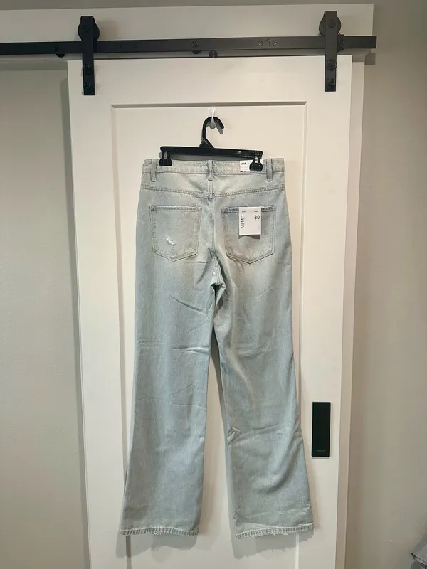 NWT Vervet Leslie 90s Vintage Flare Jeans Destroyed Acid Wash High-Rise 30 - Image 3