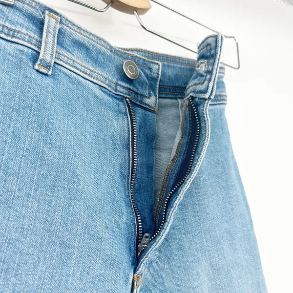Zara Womens Medium‎ Wash High Rise Raw Hem Baggy Wide Leg Barrel Jeans Size 0 - Image 4