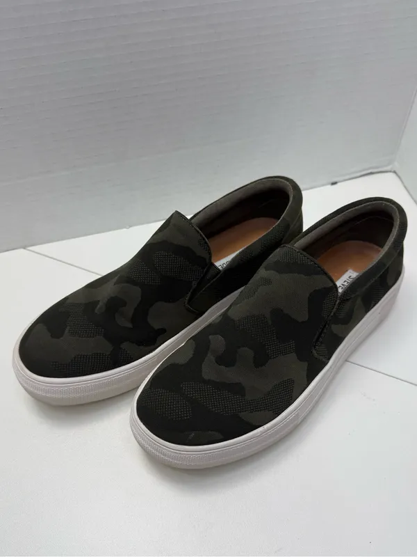 Steve Madden Gills Women's Camo Green Slip-On Platform Sneakers size 7.5 - Image 5