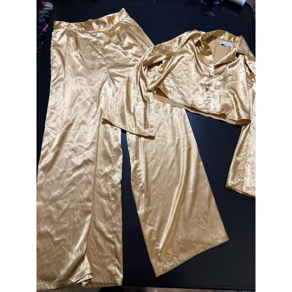 Katrina Scott Lifestyle Gold Satin 2 Piece Set Crop Top Wide Leg Pants Small - Image 2