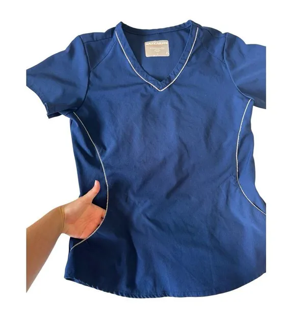 Skechers by Barco Women’s Scrub Top Medium Blue V-Neck Stretch Nursing Uniform - Image 3