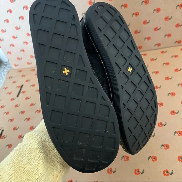 ✨ Dr.‎ Martens Doc Martens Women’s Black Gray Canvas Shoes 7 - Image 6