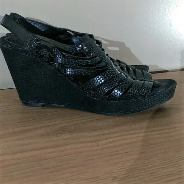 NY&C Black Wedges Wedge Sandals Size 7 - Image 3