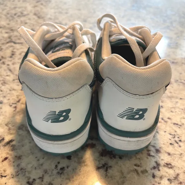 New Balance 550 Sneakers 9.5 White Green Retro Basketball BBW550BI Leather - Image 4