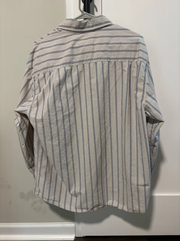 American Eagle Outfitters Button-Up - Image 2