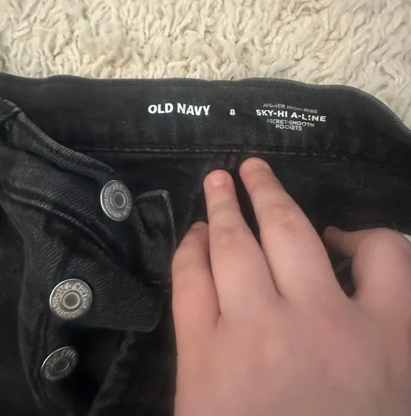 Old Navy Jean Shorts - Image 4