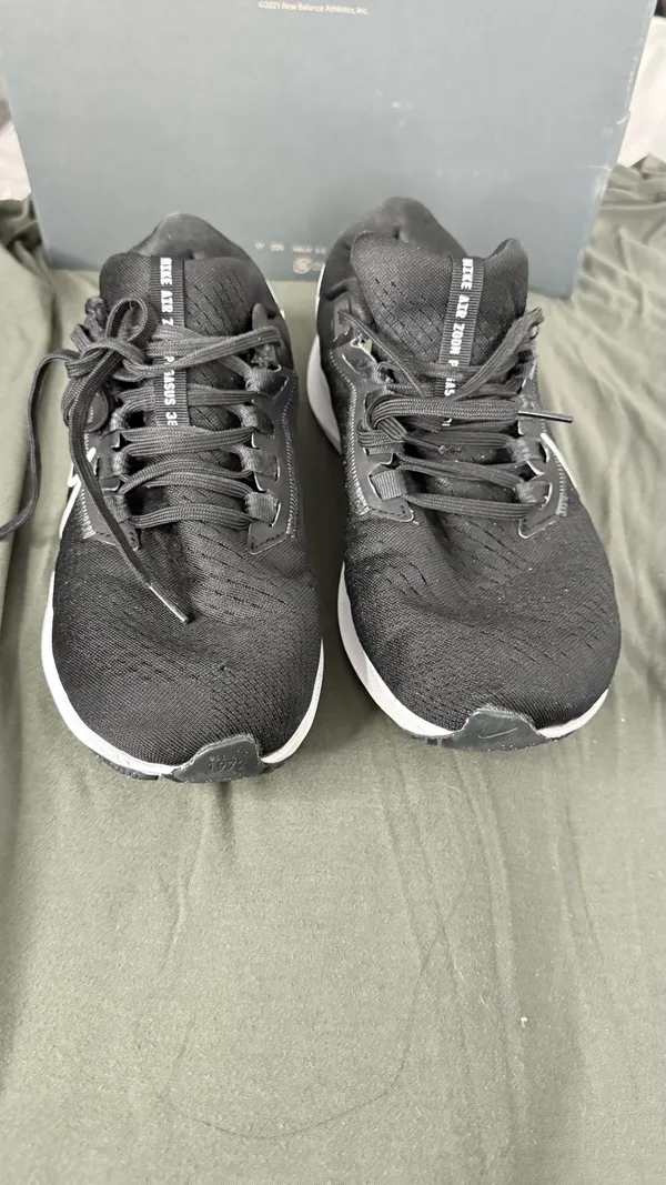 Nike Air Zoom Pegasus 38 Men’s Shoes Size 9.5 - Image 2