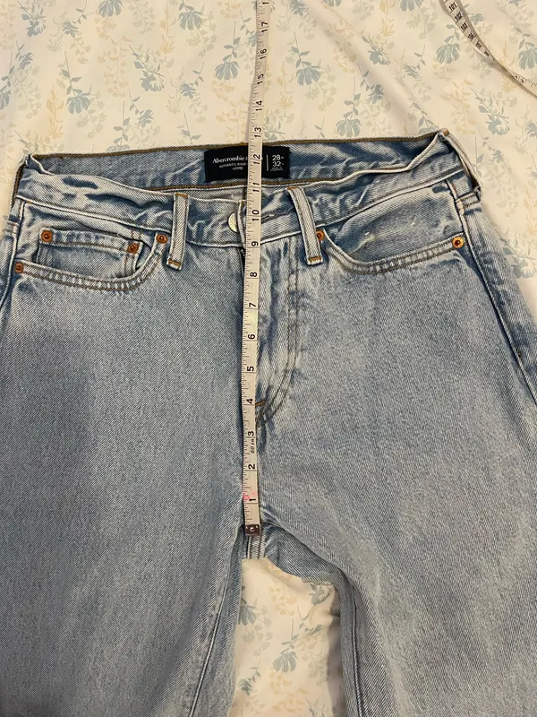 Abercrombie & Fitch Light Blue Straight Leg Jeans - Image 4
