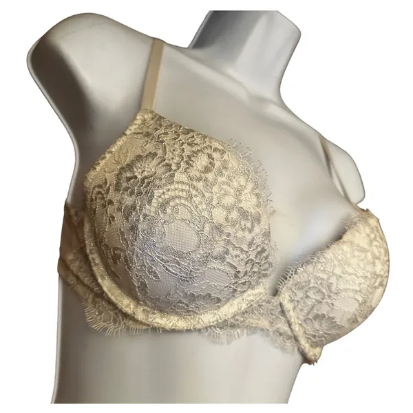 Victoria's Secret Dream‎ Angels Push-Up Bra - Image 2