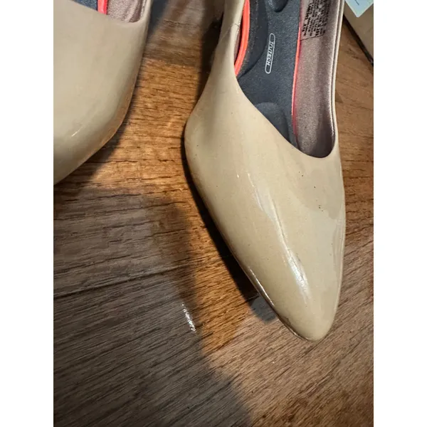 Rockport Women's Beige‎ Patent Leather Kitten Heel Pumps Shoes US 7 - Image 3