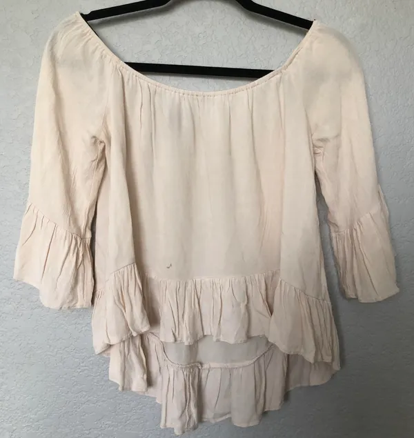Forever 21 Flowy Cream Top - Image 2