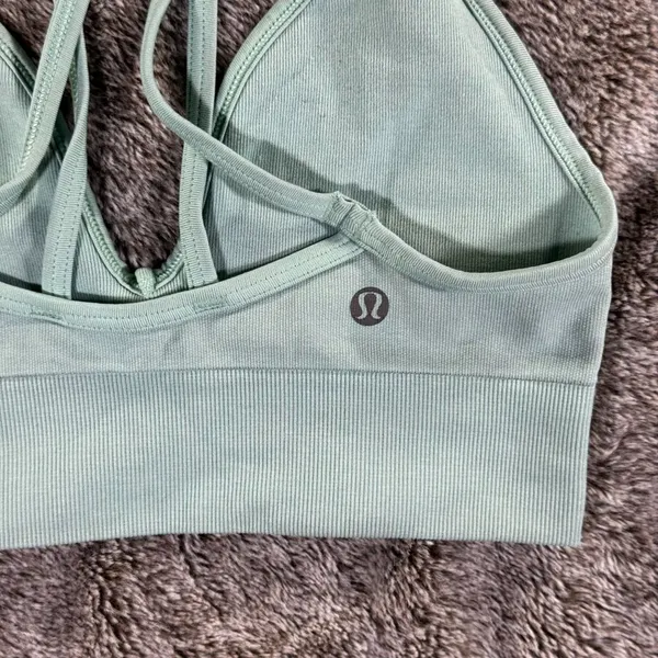 Lululemon Seamlessly Plunge Bra Sz 4/6 - Image 6