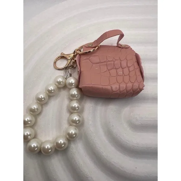NWT Mini Purse Keychain Pink Faux Leather with Pearl Handle, Coin‎ Holder - Image 5