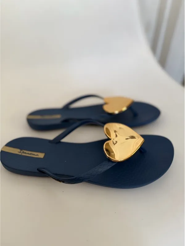 Ipanema blue flip flops with gold heart - Image 5