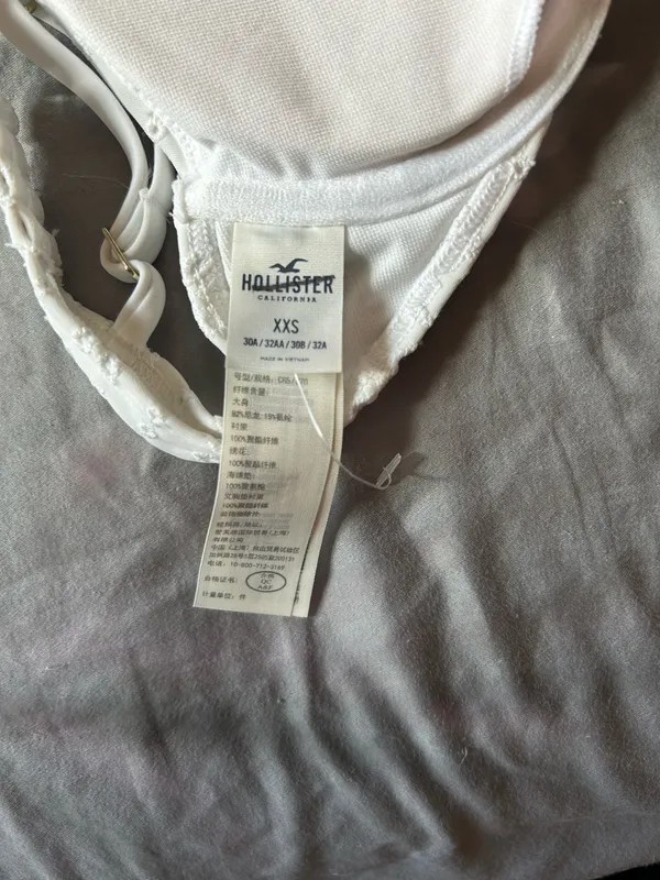Hollister Swim Top - Image 4