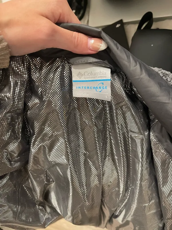 Columbia Women’s Winter Jacket - Image 8