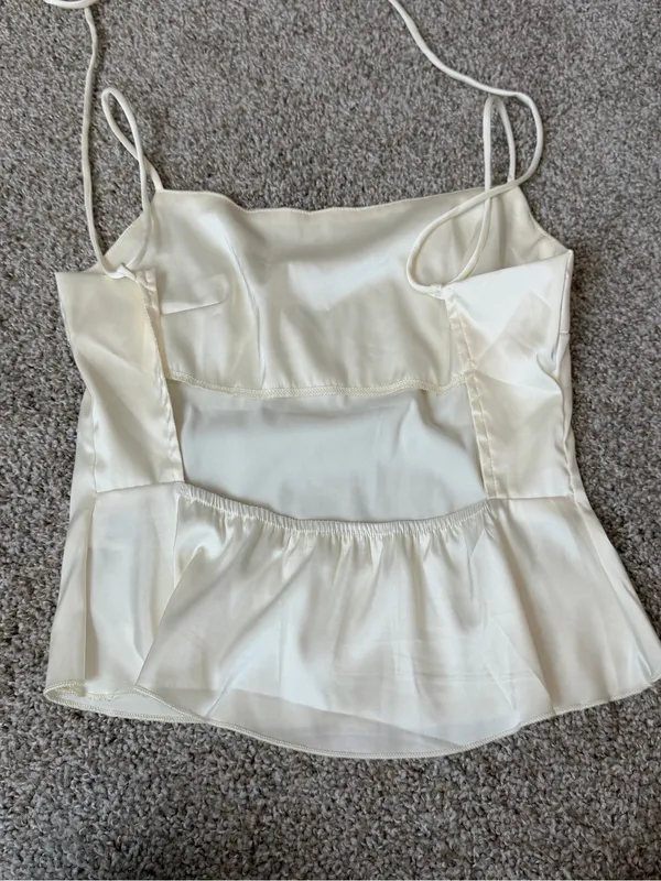 SheIn Satin Ivory Spaghetti-Strap Cami Top - Image 4
