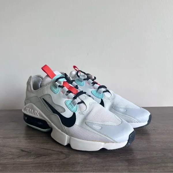 NIKE Women's Air Max Infinity 2 Shoe Size 7 #804 - Image 3