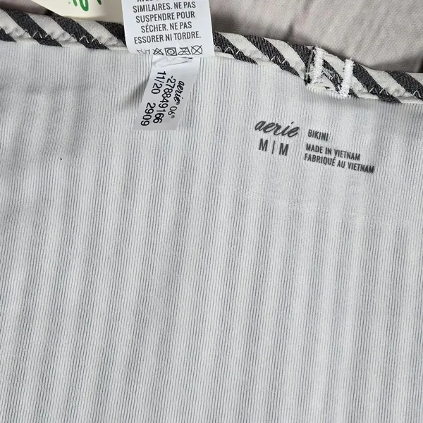 Aerie Seersucker Ruffle Bikini Bottom Striped with Gingham Ruffles Size‎ M NWT - Image 6