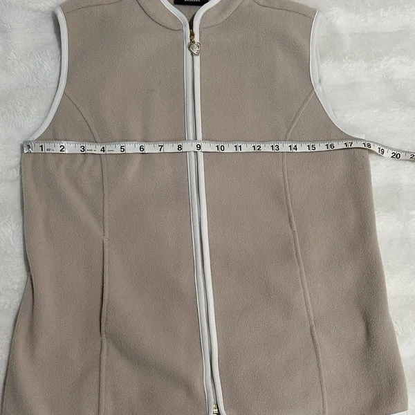 Susan Graver Size XS Beige Sleeveless Fleece Vest - Image 7