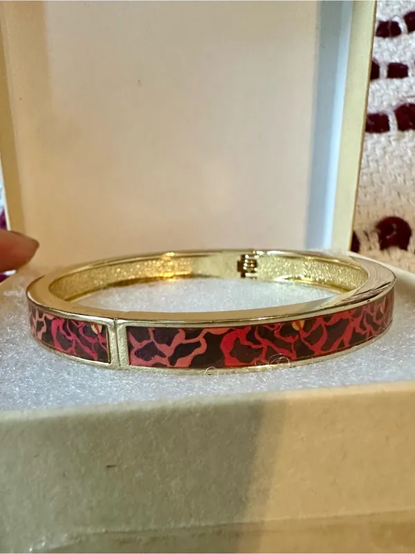 Sequin Gold-Tone Red pink brown Havana Patterned Bangle Bracelet NIB - Image 2