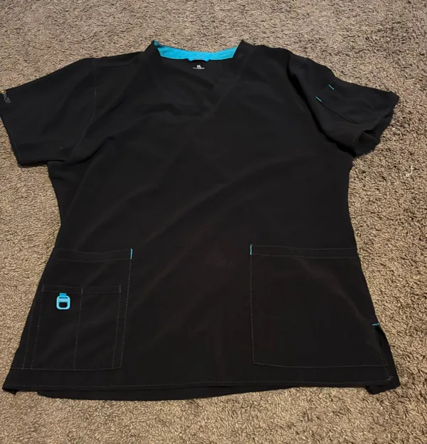 FIGS Scrubs - Image 2